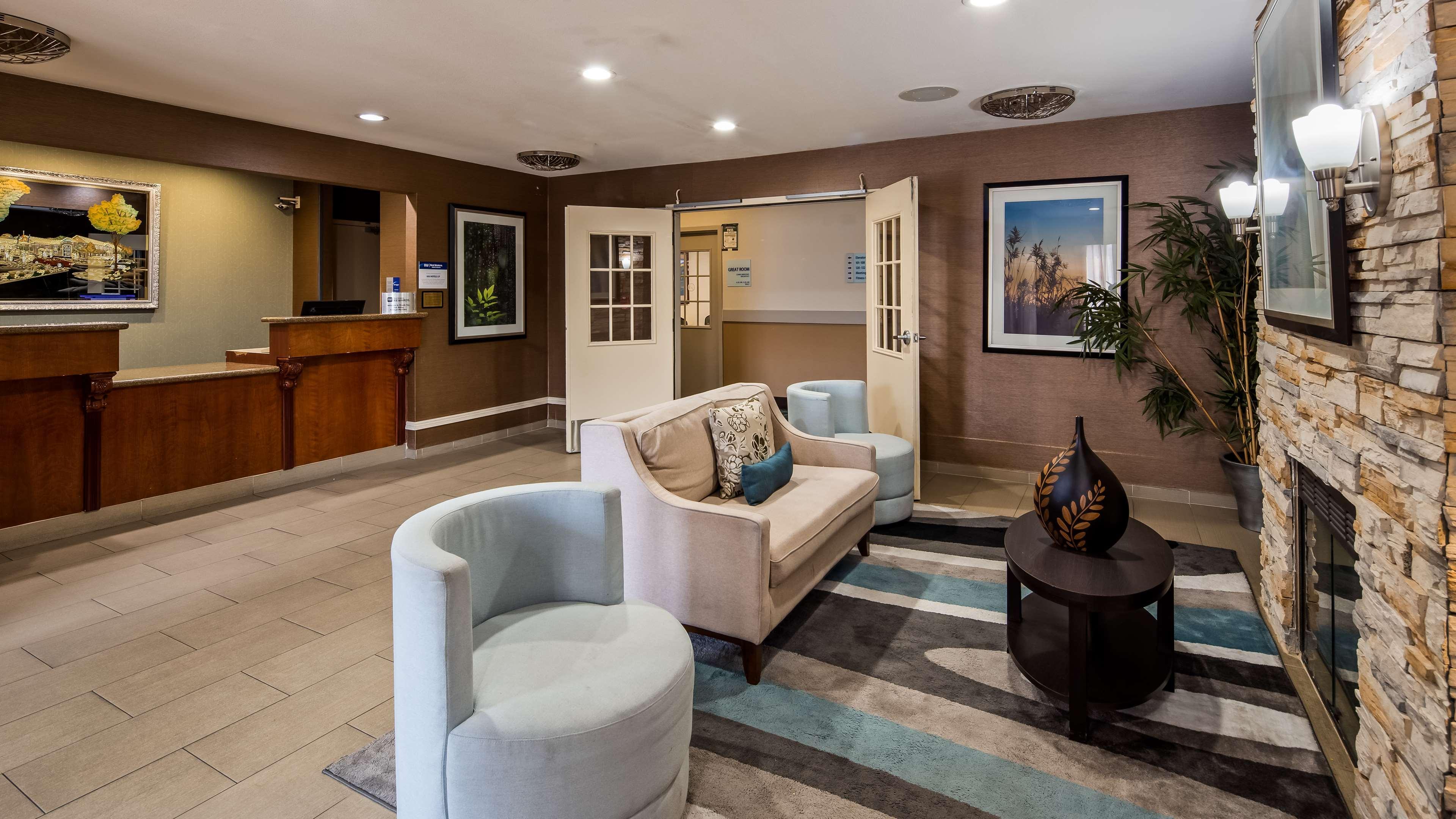 Best Western Brentwood Inn Εξωτερικό φωτογραφία
